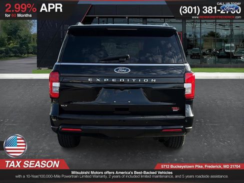 Used 2022 Ford Expedition XLT image 4