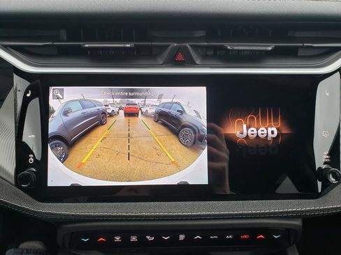 New 2026 Jeep Cherokee Laredo image 18