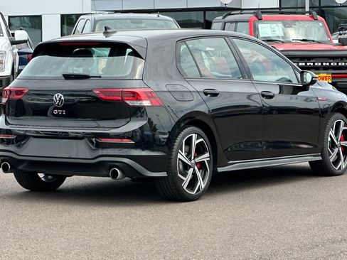 Used 2024 Volkswagen GTI SE FWD image 4