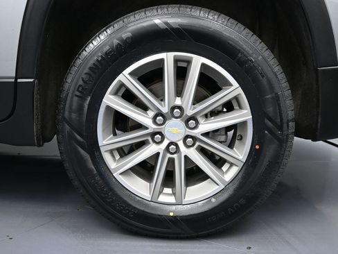 Used 2023 Chevrolet Traverse LT w/ LPO, Floor Liner Package image 10