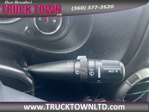 Used 2015 Jeep Wrangler Unlimited Sport w/ Max Tow Package AWD/4WD image 19