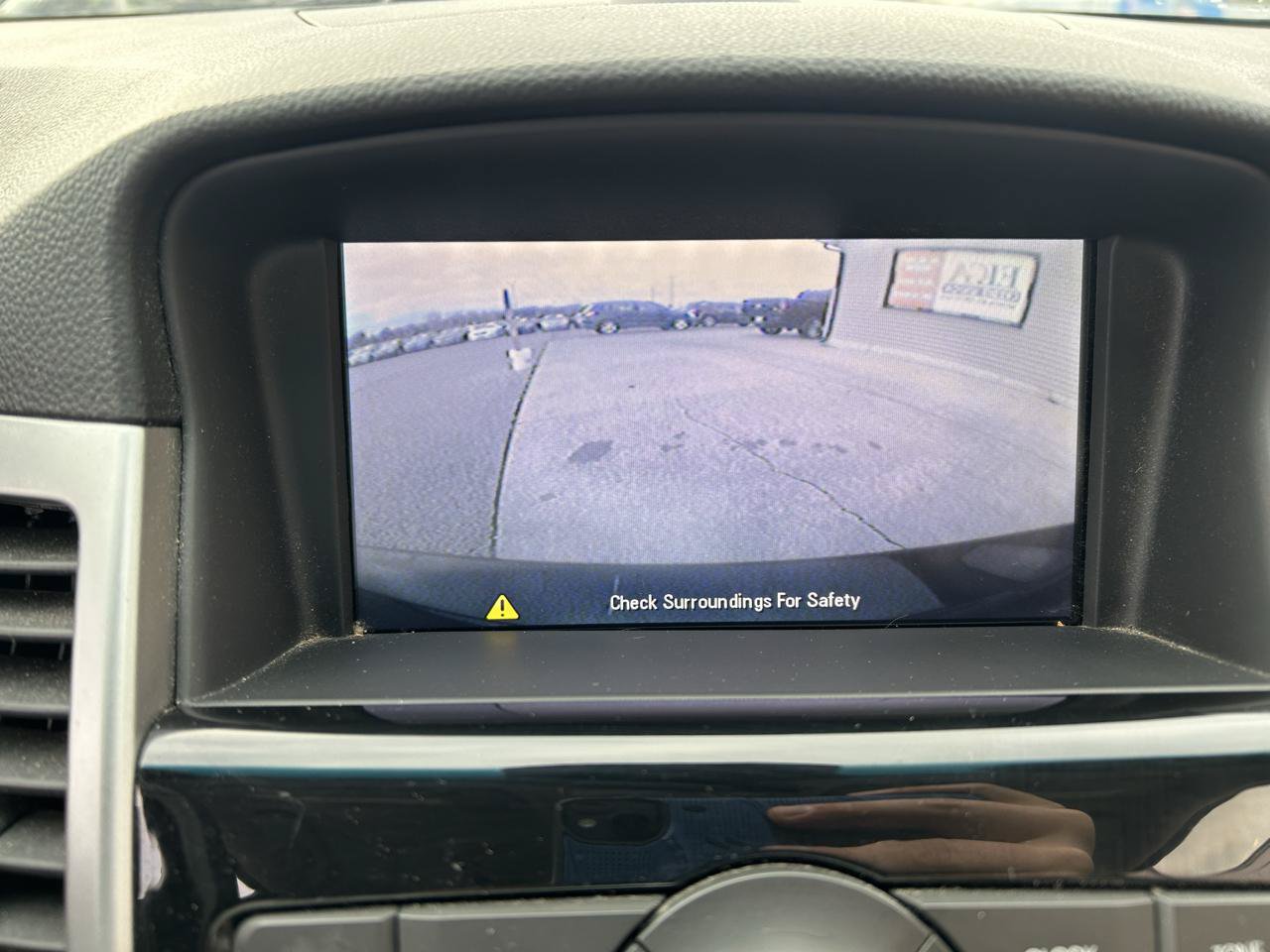 Used 2014 Chevrolet Cruze LT FWD image 23