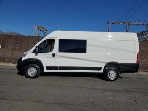 New 2026 RAM ProMaster 3500 w/ Crew Van Package FWD image 7