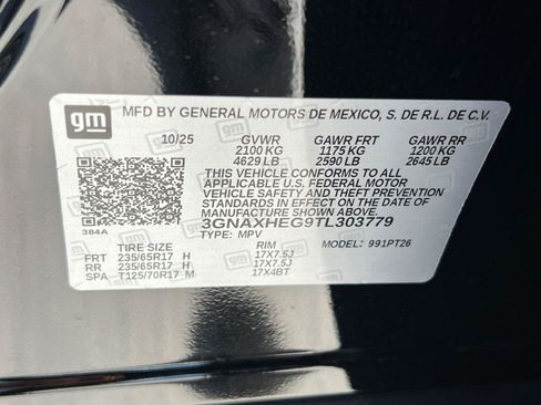 Used 2026 Chevrolet Equinox LT FWD image 32
