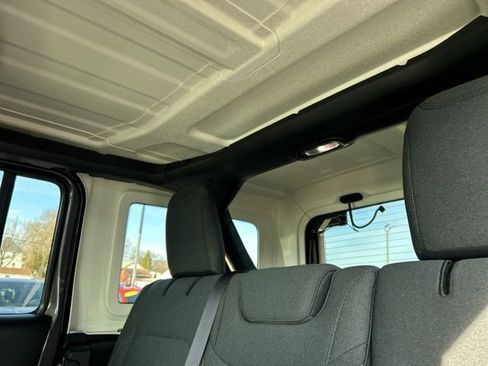 New 2026 Jeep Wrangler Unlimited Sport AWD/4WD image 28