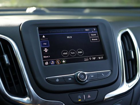 Used 2024 Chevrolet Equinox LT AWD/4WD image 12