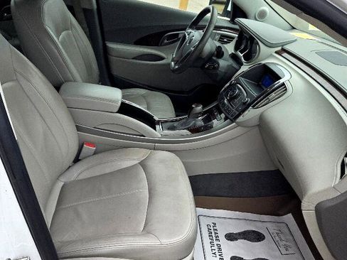 Used 2011 Buick LaCrosse CXL image 15
