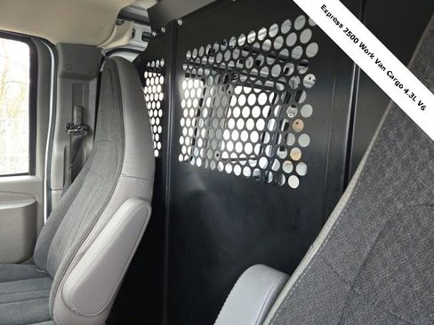 Used 2024 Chevrolet Express 2500 w/ Driver Convenience Package image 14