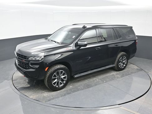 Used 2021 Chevrolet Tahoe Z71 w/ Max Trailering Package image 17