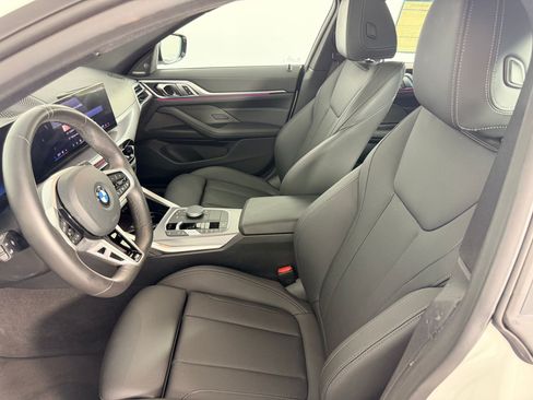 Certified 2025 BMW 430i xDrive w/ M Sport Package AWD/4WD image 5