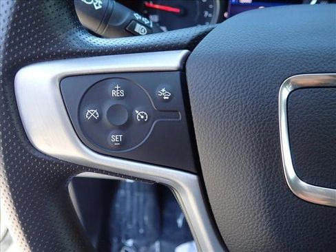 Used 2022 GMC Terrain SLE image 14