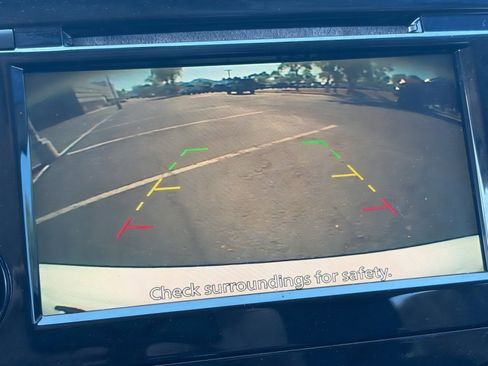 Used 2019 Nissan Rogue Sport S image 23