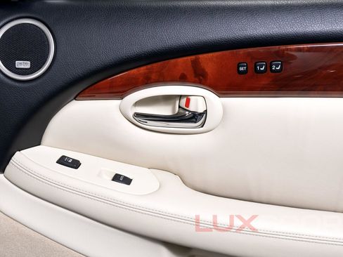 Used 2010 Lexus SC 430 Convertible image 59