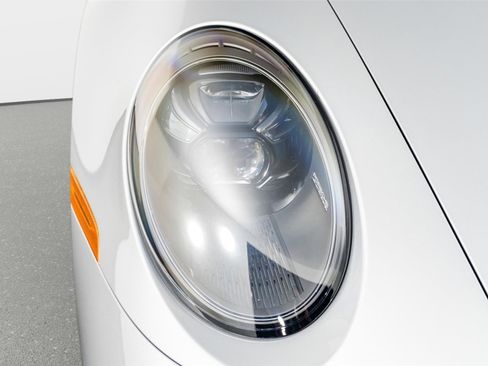 Used 2025 Porsche 911 Turbo image 24