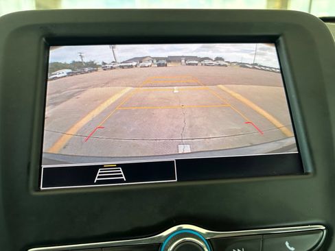 Used 2022 Chevrolet Equinox LT FWD image 30