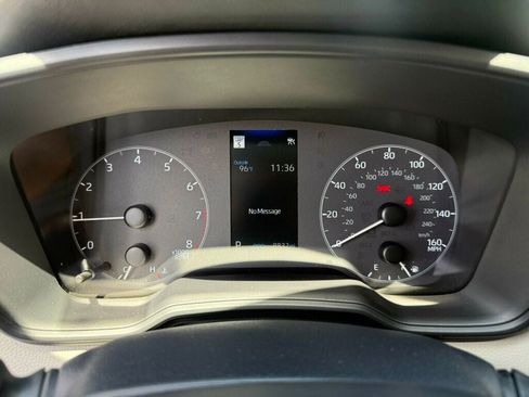 Used 2025 Toyota Corolla LE FWD image 4
