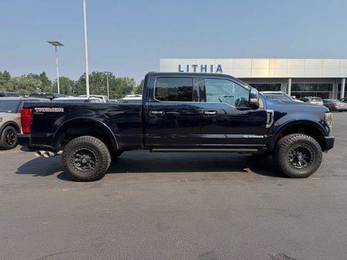 Certified 2021 Ford F350 Platinum w/ Tremor Off-Road Package AWD/4WD image 5
