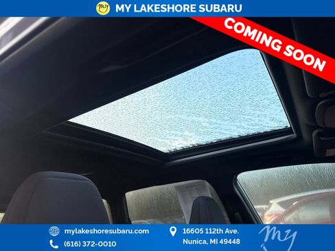 Used 2025 Subaru Forester Premium AWD/4WD image 17