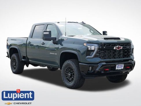 New 2026 Chevrolet Silverado 2500 ZR2 AWD/4WD image 1