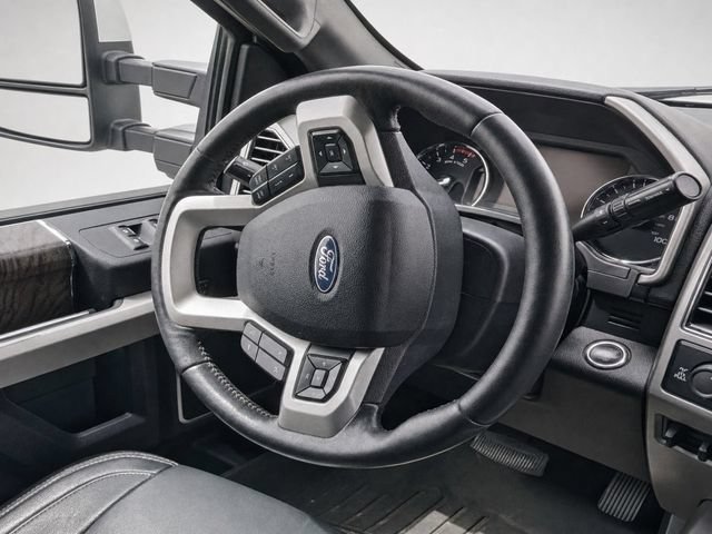 Used 2019 Ford F250 Lariat w/ Lariat Ultimate Package AWD/4WD image 26