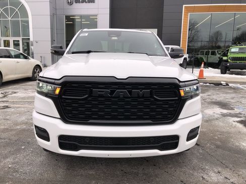 New 2026 RAM 1500 4x4 Crew Cab image 16