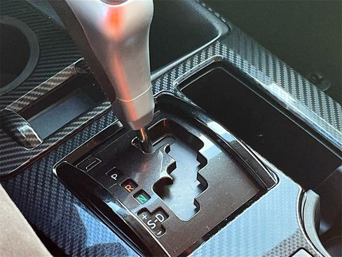 Used 2019 Toyota 4Runner TRD Off-Road Premium image 17