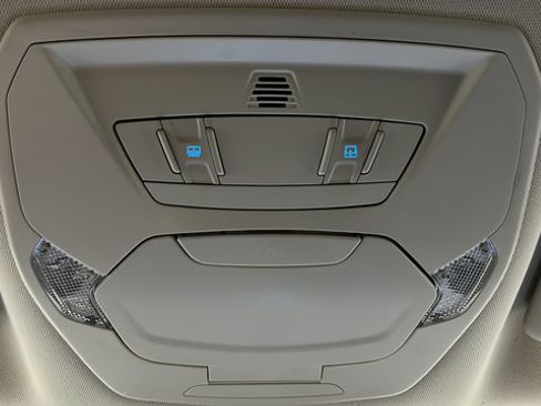 Used 2017 Ford Escape Titanium w/ Equipment Group 301A FWD image 31