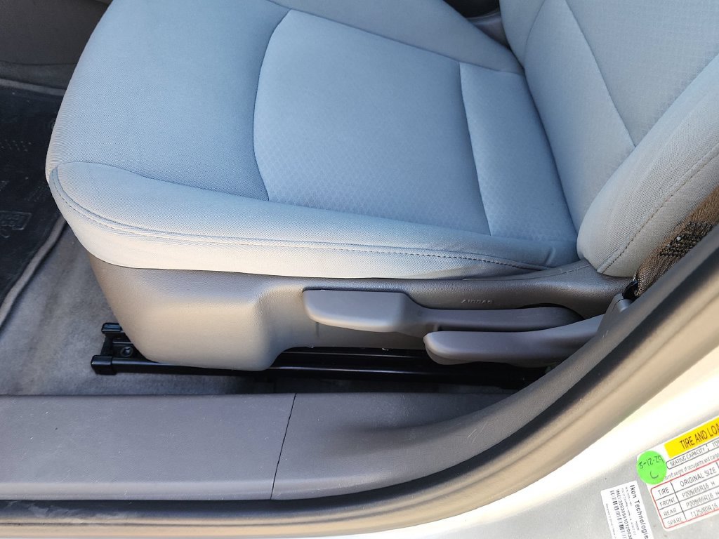 Used 2021 Chevrolet Malibu LS FWD image 12