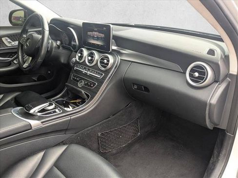 Used 2016 Mercedes-Benz C 300 Sedan image 21