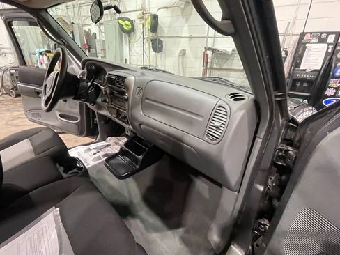 Used 2006 Ford Ranger XLT image 14