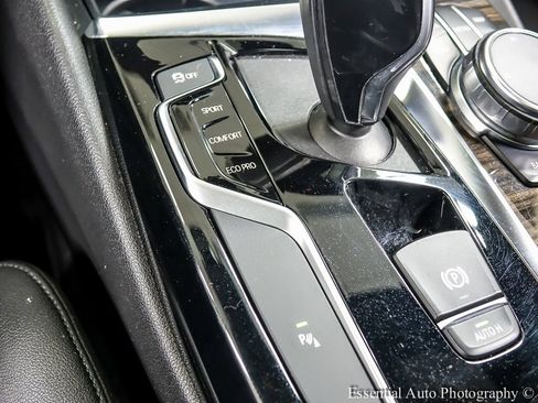 Used 2019 BMW 530i xDrive image 20