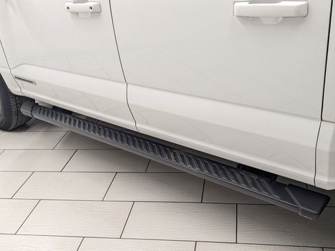 Used 2021 Ford F150 XLT w/ Equipment Group 302A High image 39