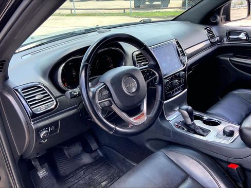 Used 2021 Jeep Grand Cherokee Trailhawk w/ Trailhawk Luxury Group AWD/4WD image 17