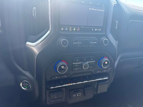 Used 2019 Chevrolet Silverado 1500 LT w/ Texas Edition AWD/4WD image 19