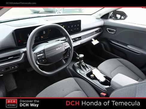 Used 2025 Kia K4 LXS image 7