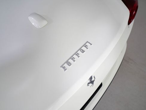 Used 2017 Ferrari California T RWD image 25
