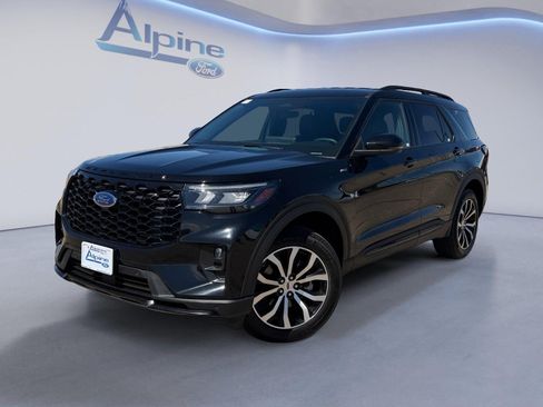 Certified 2025 Ford Explorer ST-Line AWD/4WD image 1