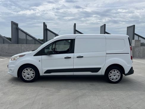 Used 2018 Ford Transit Connect XLT FWD image 6