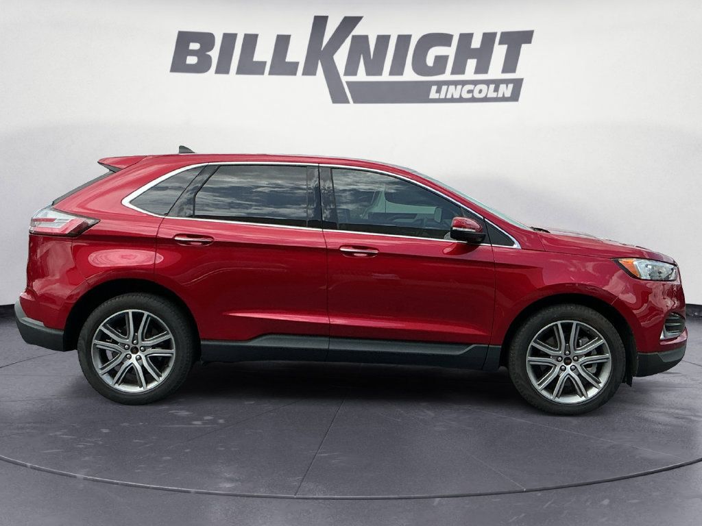 Used 2023 Ford Edge Titanium AWD/4WD image 7