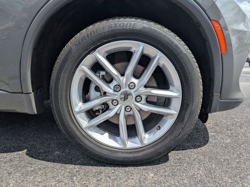 Used 2023 Dodge Durango GT AWD/4WD image 10