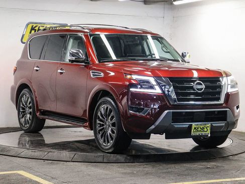 Used 2023 Nissan Armada Platinum w/ Captain's Chairs Package AWD/4WD image 5