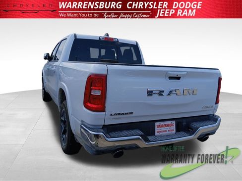 Used 2025 RAM 1500 Laramie AWD/4WD image 5