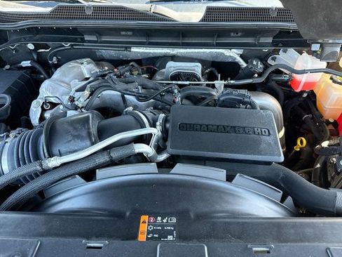 Used 2024 Chevrolet Silverado 2500 LTZ AWD/4WD image 26