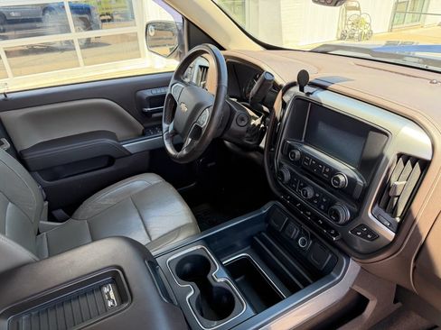 Used 2017 Chevrolet Silverado 1500 LTZ Z71 w/ LTZ Plus Package AWD/4WD image 16