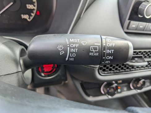 Used 2024 Honda HR-V LX image 30