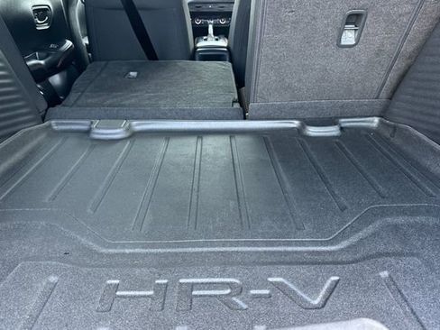 Certified 2025 Honda HR-V Sport image 18