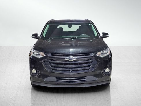 Used 2021 Chevrolet Traverse Premier w/ Redline Edition FWD image 2