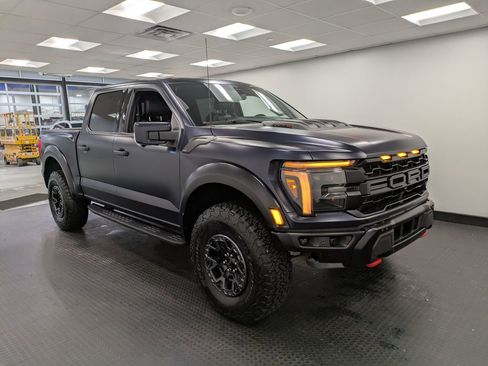 Used 2025 Ford F150 Raptor w/ Equipment Group 803A Raptor R image 3