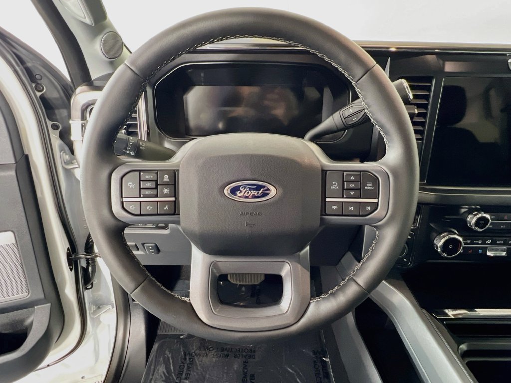 New 2026 Ford F350 Lariat w/ Black Appearance Package AWD/4WD image 8