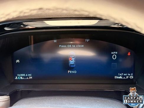Used 2024 Lincoln Corsair AWD w/ Towing Package image 24